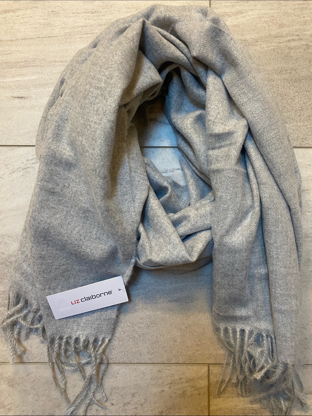 Liz Claiborne Women’s Heather Gray Fringed Scarf NWT